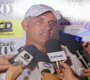 Dr. Rogério Lanzoti assessorou o treinador de futebol Carlos Octavio, em sua saída do clube Guarani de Juazeiro do Norte-CE e consequente reconhecimento do vínculo de emprego e recebimento das verbas contratuais e rescisórias.